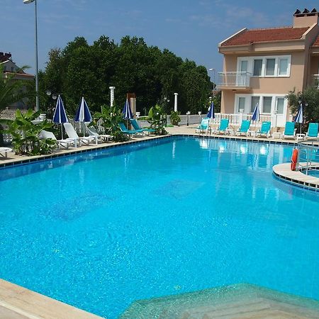 Ozcem Apart Aparthotel Fethiye Quarto foto