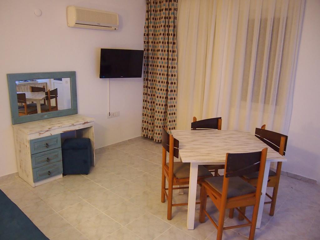 Ozcem Apart Aparthotel Fethiye Quarto foto