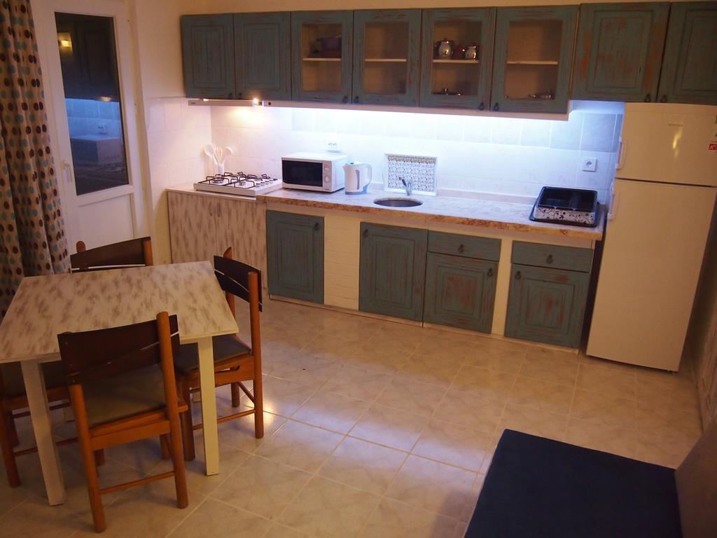 Ozcem Apart Aparthotel Fethiye Quarto foto